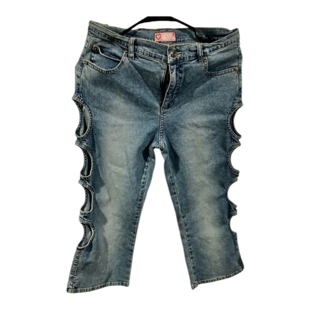 Vintage Sydni Jeans Women’s Blue Cropped Keyhole Cut Out Mid Jeans size 7/8 Y2K